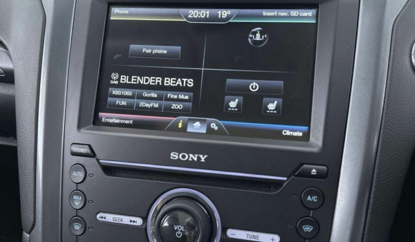 Ford Mondeo Sync 2 - Head unit