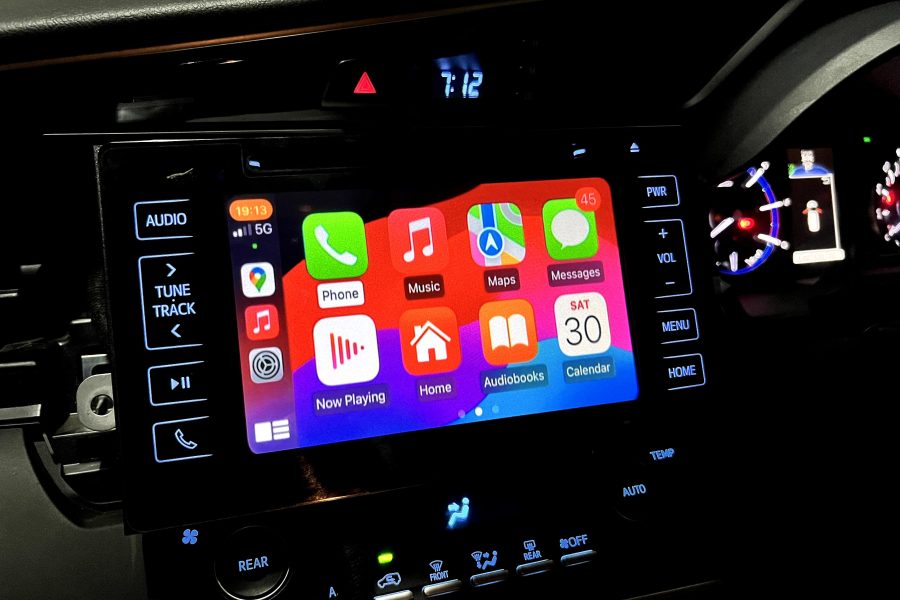 Toyota models - Apple CarPlay and Android Auto